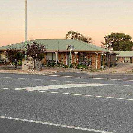 Lake Albert Motel Meningie Esterno foto